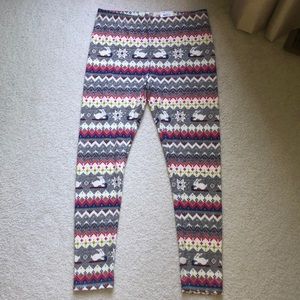 NWT SO Holiday Leggings